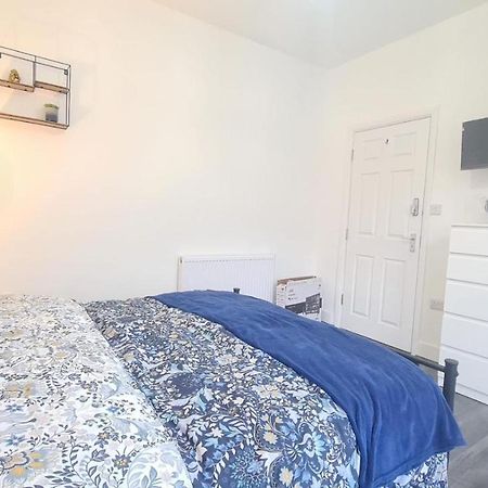 Cosy Room In Manor Park Λονδίνο Εξωτερικό φωτογραφία