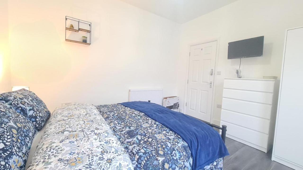 Cosy Room In Manor Park Λονδίνο Εξωτερικό φωτογραφία